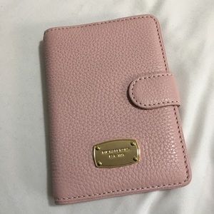 Michael Kors Passport